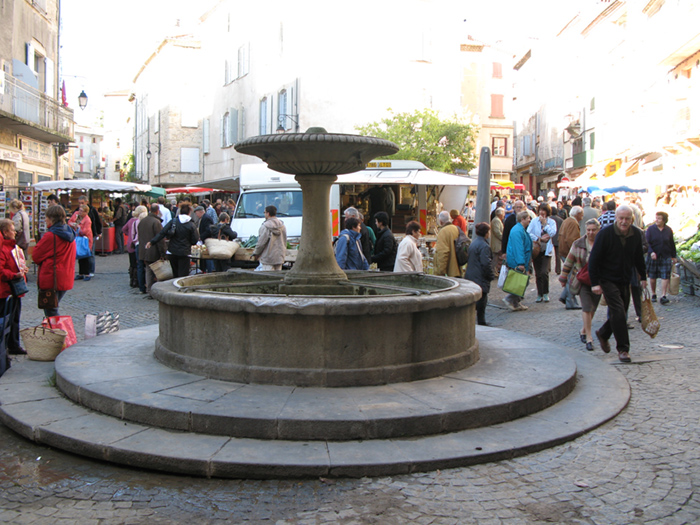 Marché aux Vans